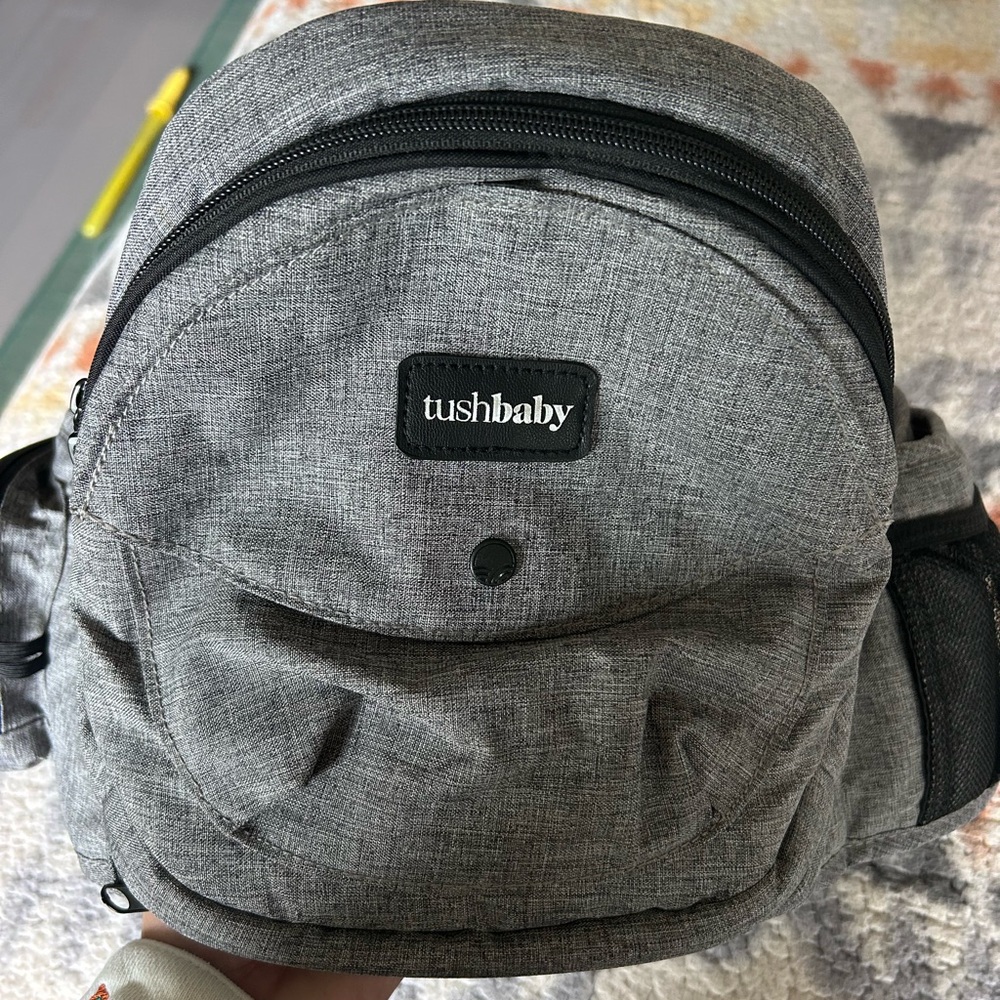 TushBaby Hip Carrier